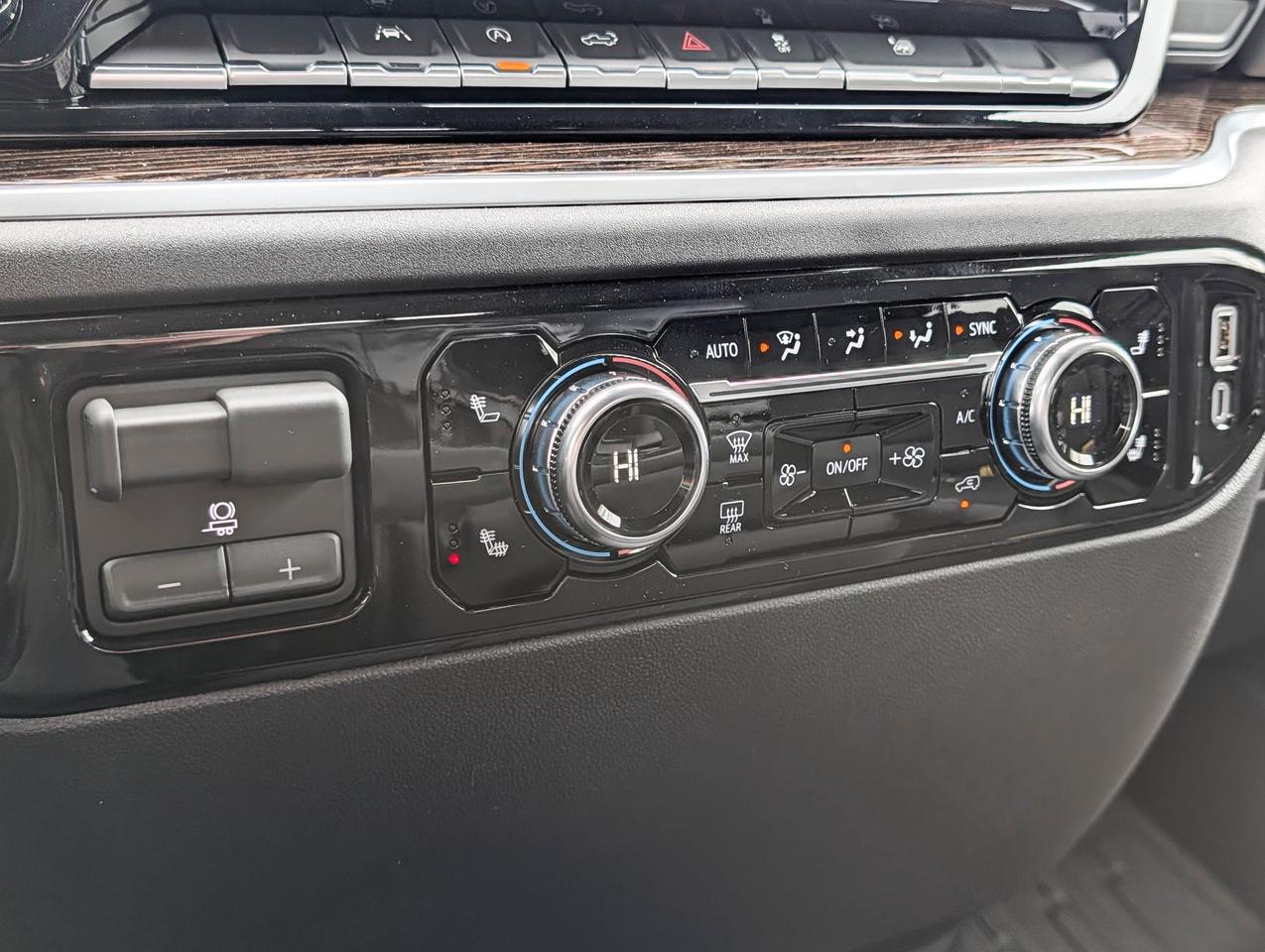2026 GMC Sierra 1500 SLE Photo
