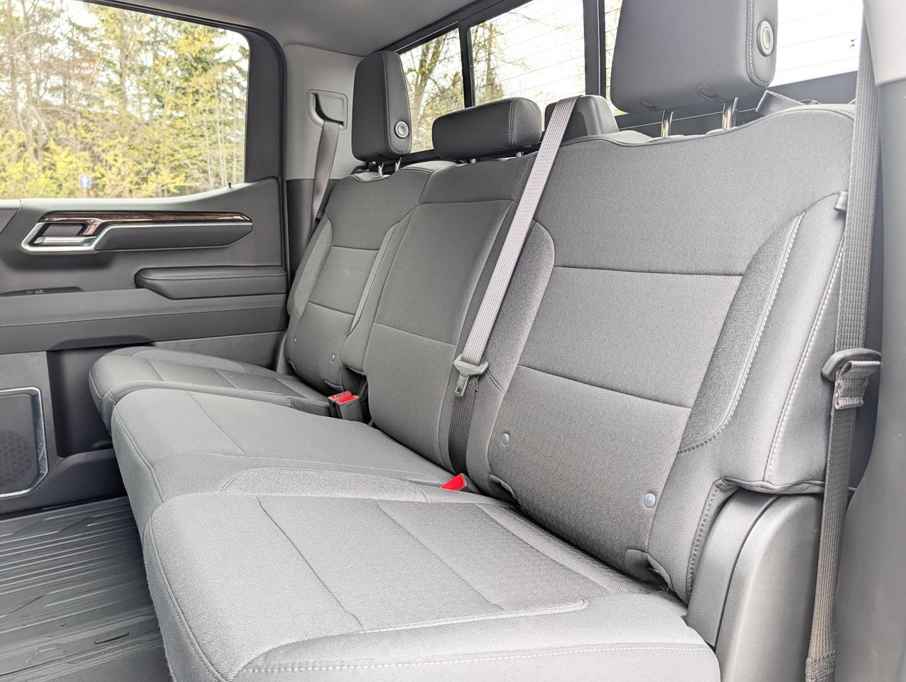 2026 GMC Sierra 1500 SLE Photo
