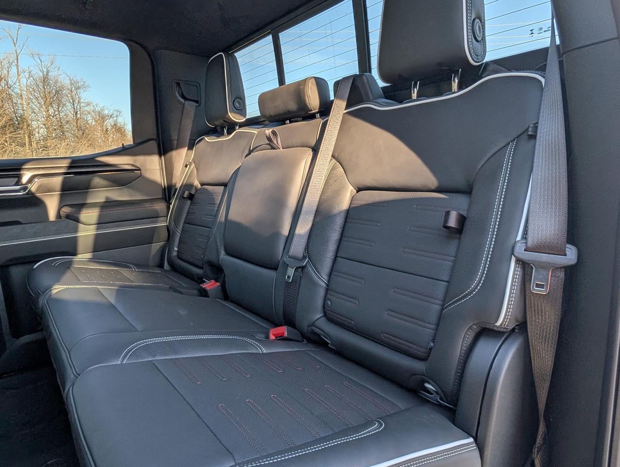 2026 GMC Sierra 1500 AT4X Photo