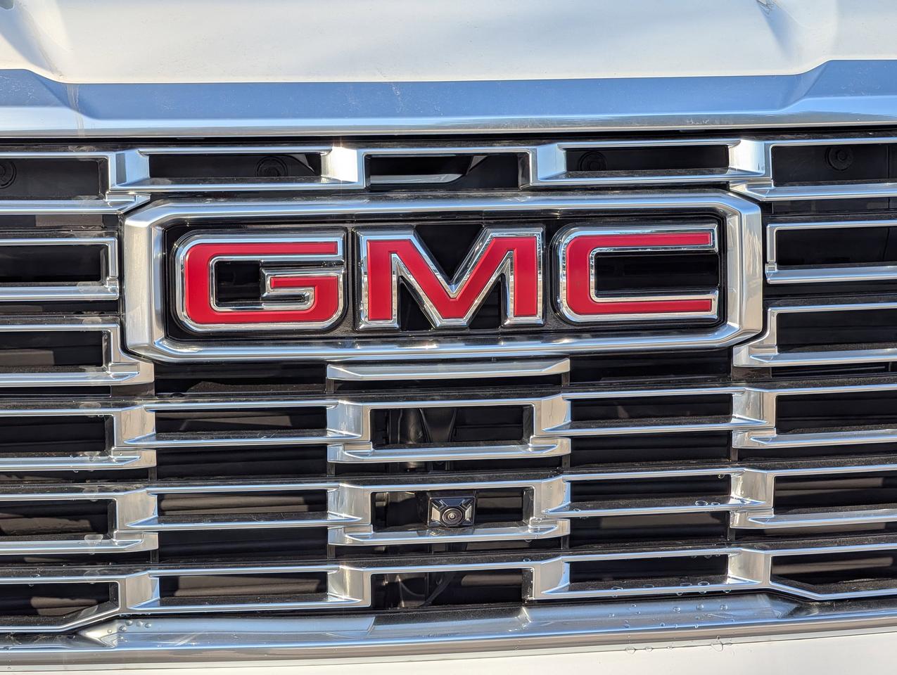 2026 GMC Yukon XL Denali Photo