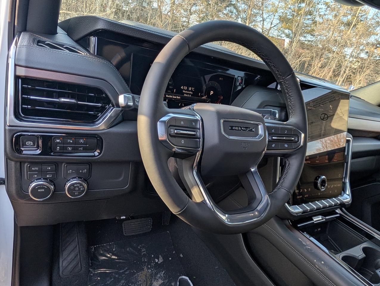 2026 GMC Yukon XL Denali Photo