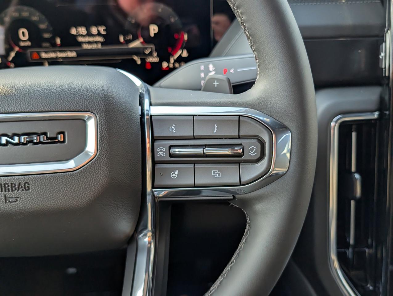 2026 GMC Yukon XL Denali Photo