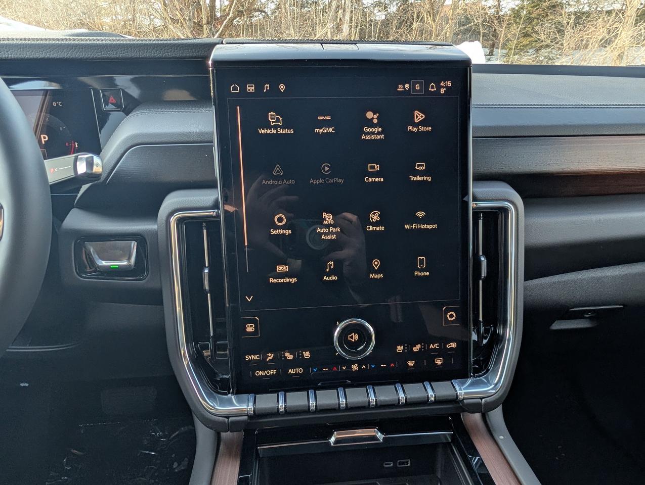 2026 GMC Yukon XL Denali Photo