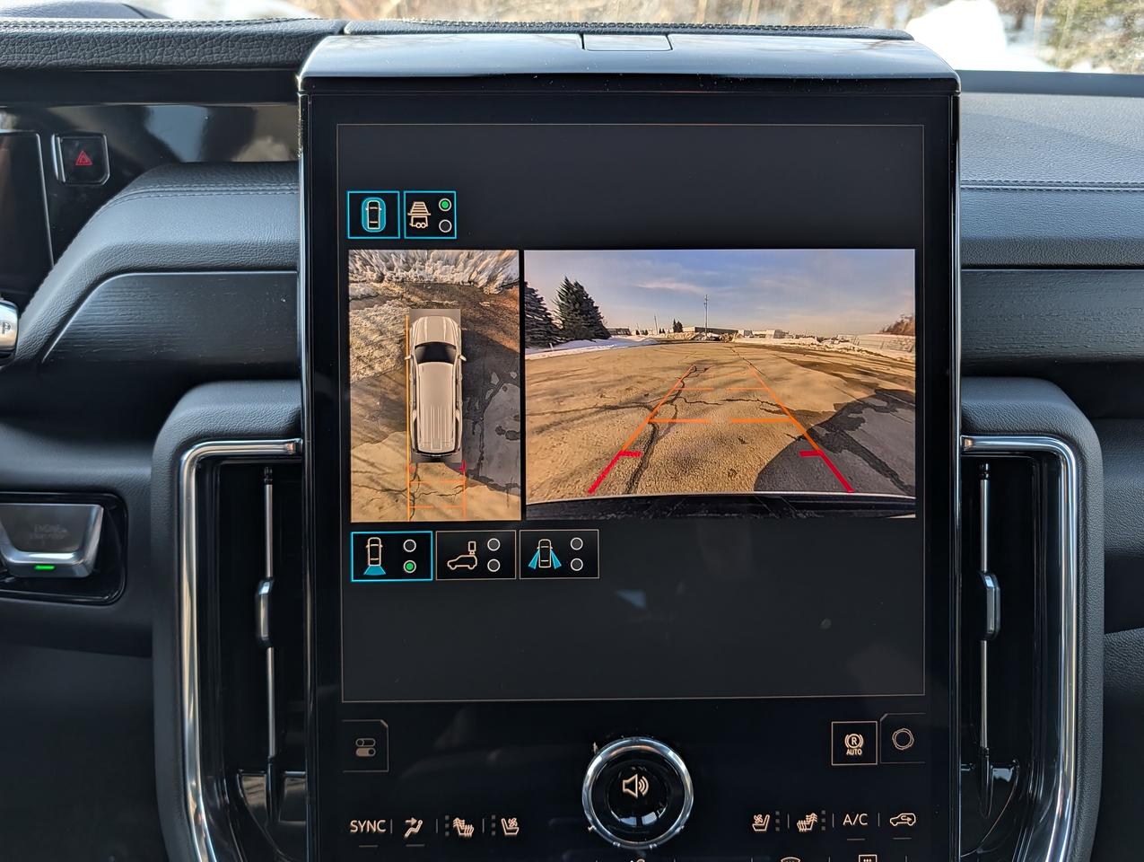 2026 GMC Yukon XL Denali Photo