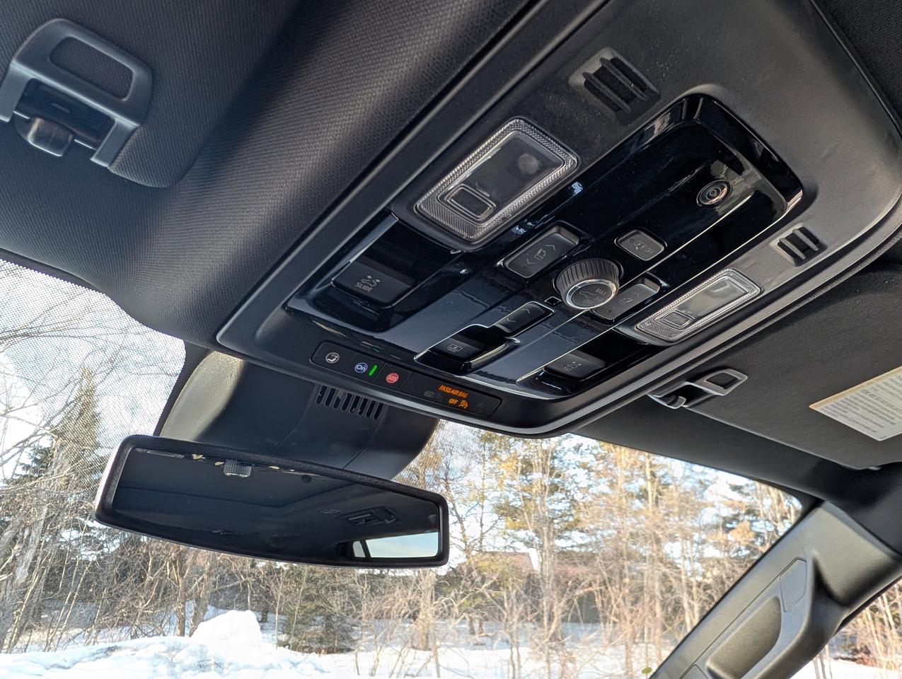 2026 GMC Yukon XL Denali Photo