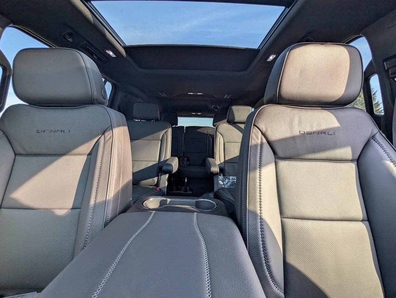 2026 GMC Yukon XL Denali Photo