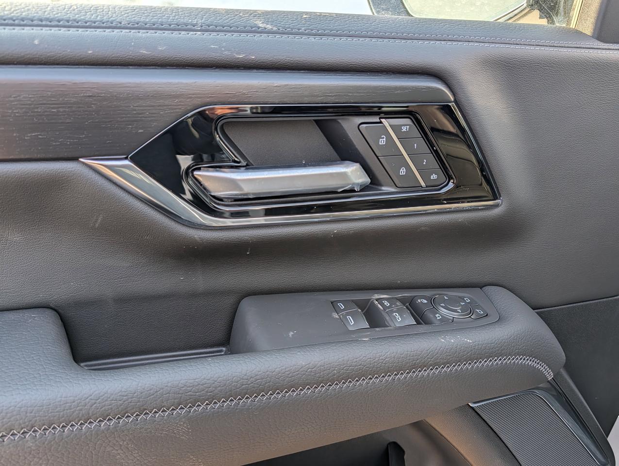 2026 GMC Yukon XL Denali Photo
