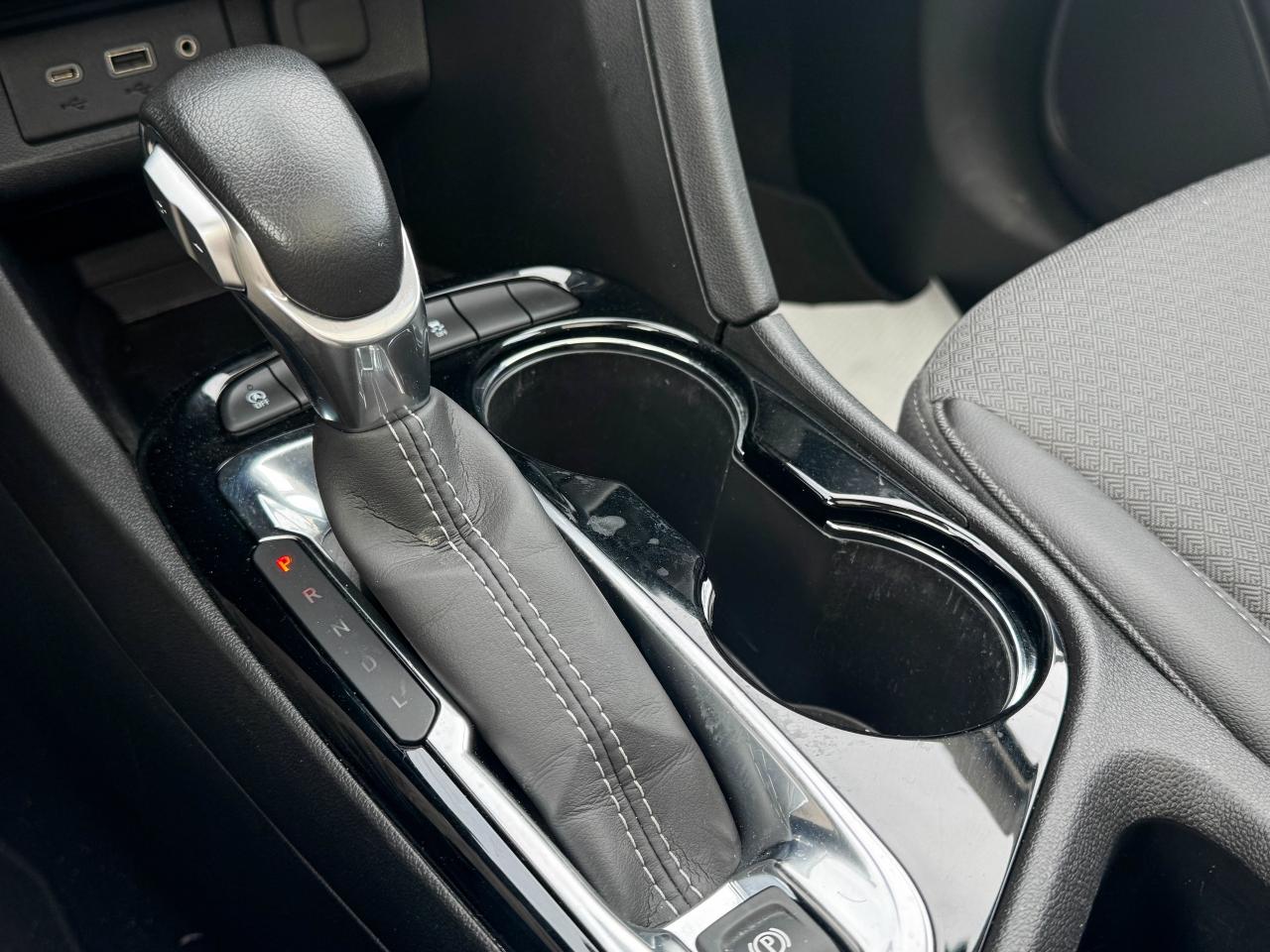 2023 Buick Encore GX SELECT Photo