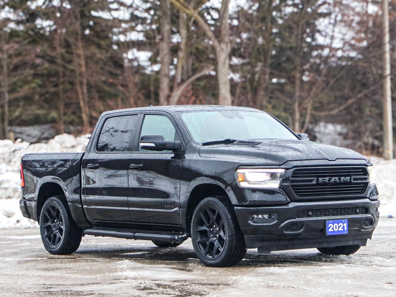 2021 RAM 1500 SPORT Photo2