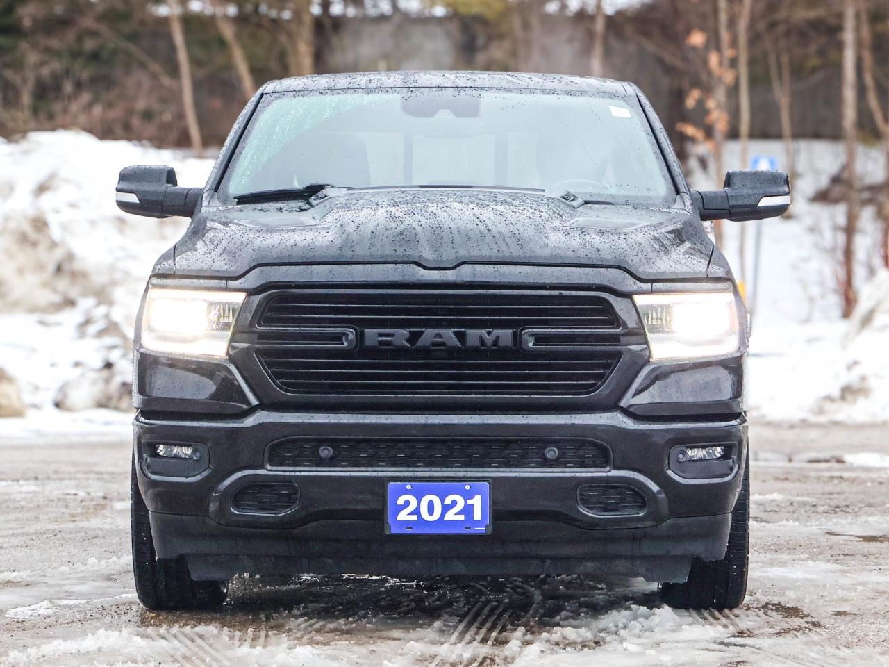 2021 RAM 1500 SPORT Photo4