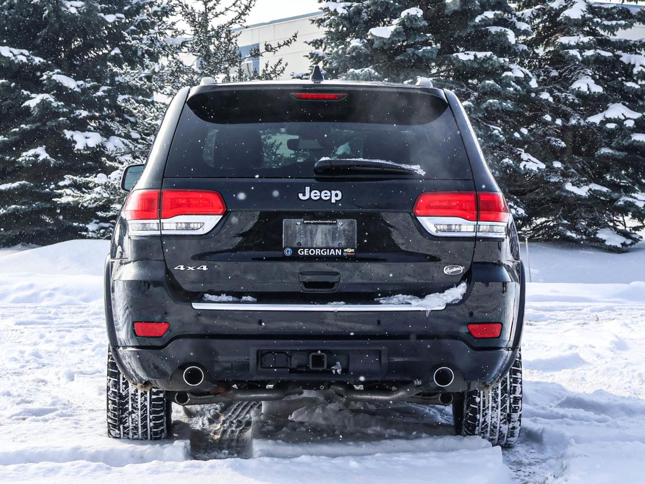 2020 Jeep Grand Cherokee Overland Photo