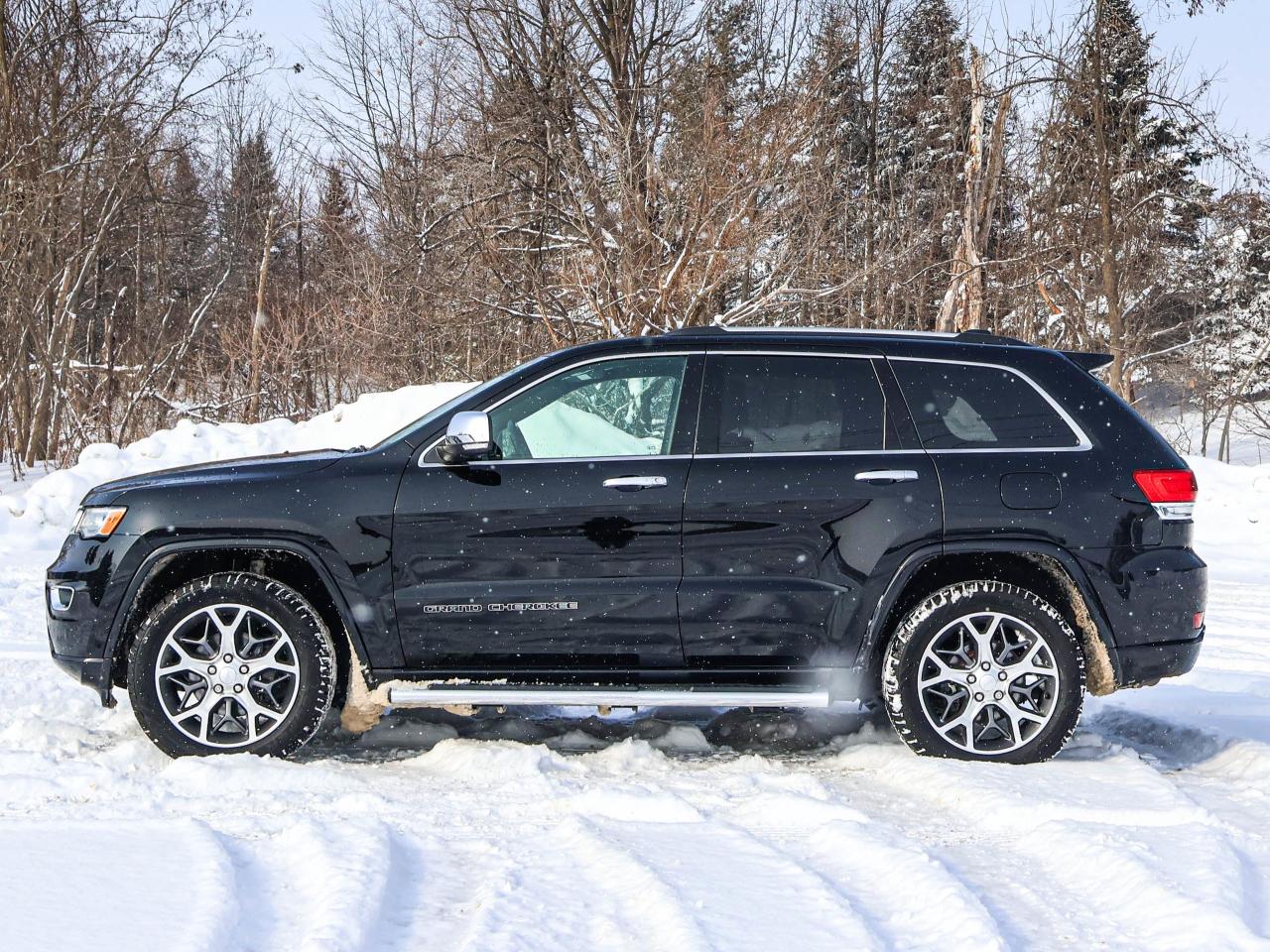 2020 Jeep Grand Cherokee Overland Photo