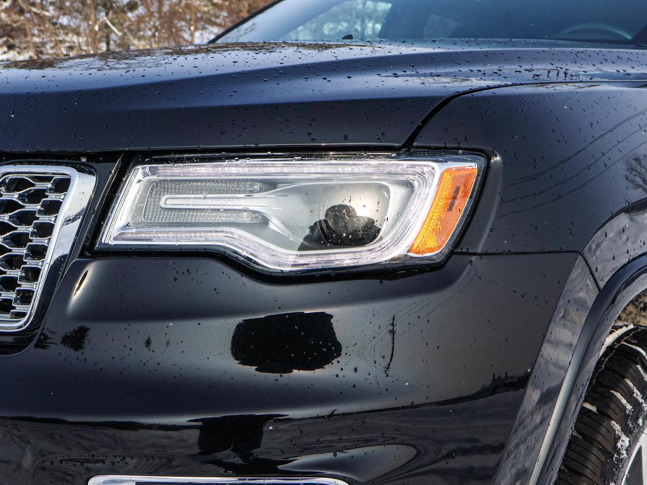 2020 Jeep Grand Cherokee Overland Photo