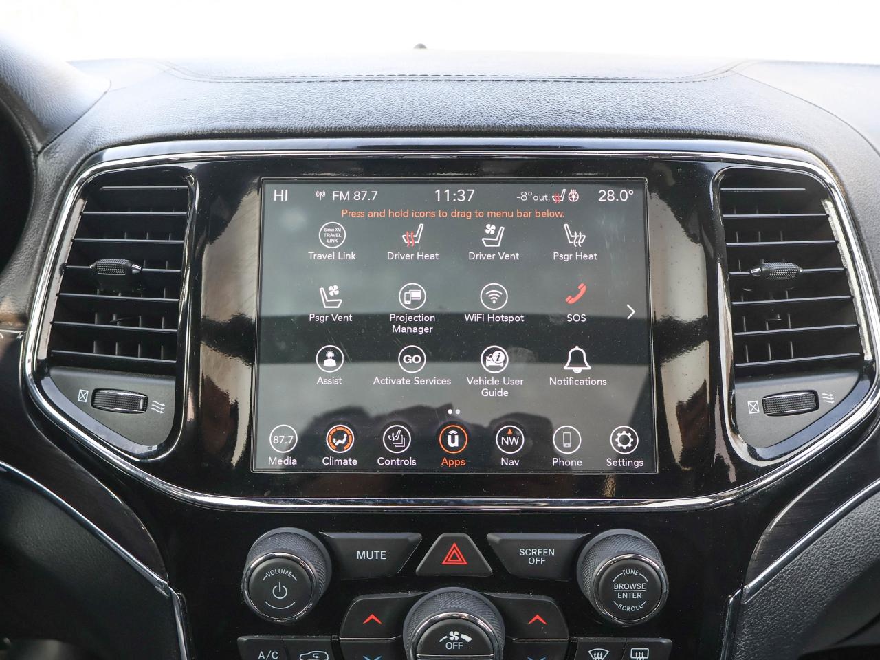 2020 Jeep Grand Cherokee Overland Photo