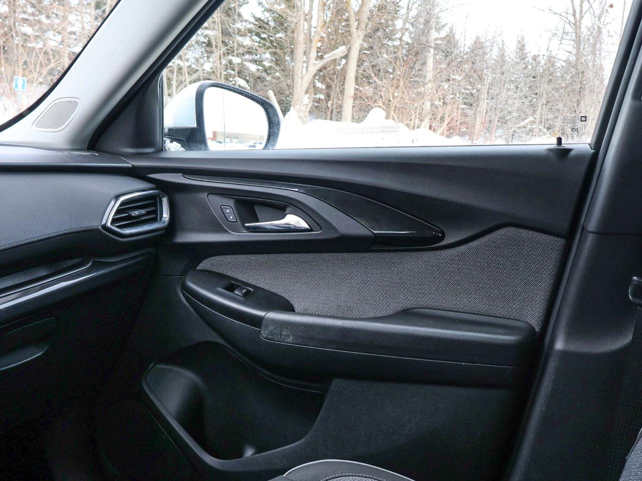 2022 Chevrolet TrailBlazer LT Photo