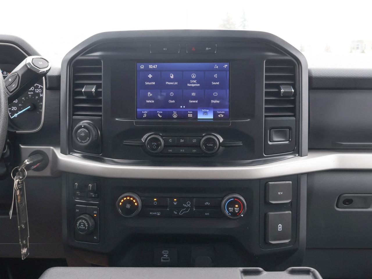 2022 Ford F-150 XL Photo