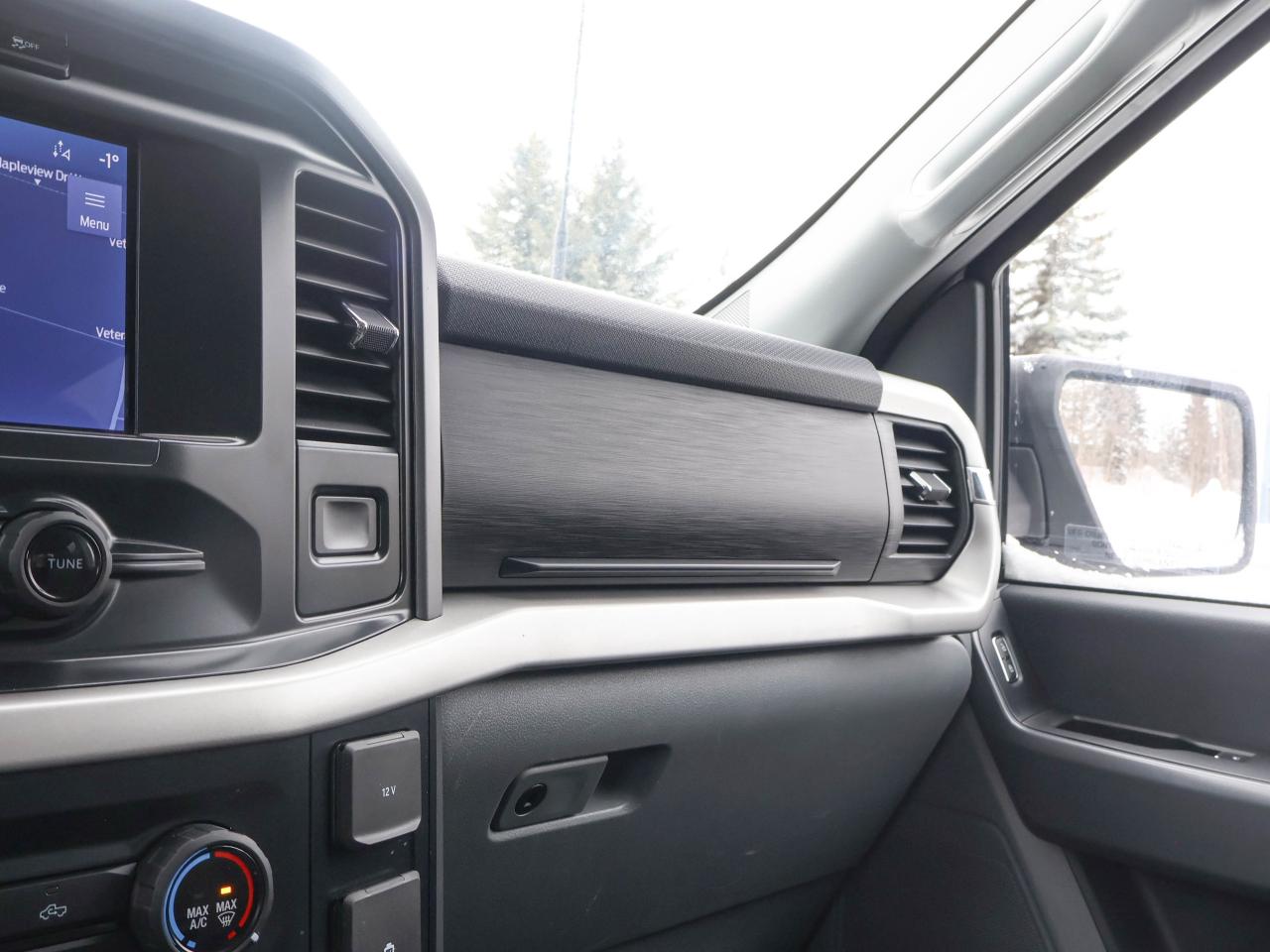 2022 Ford F-150 XL Photo