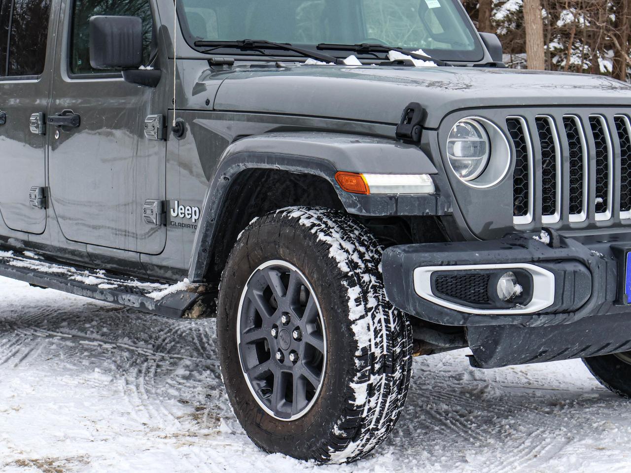 2020 Jeep Gladiator Overland Photo