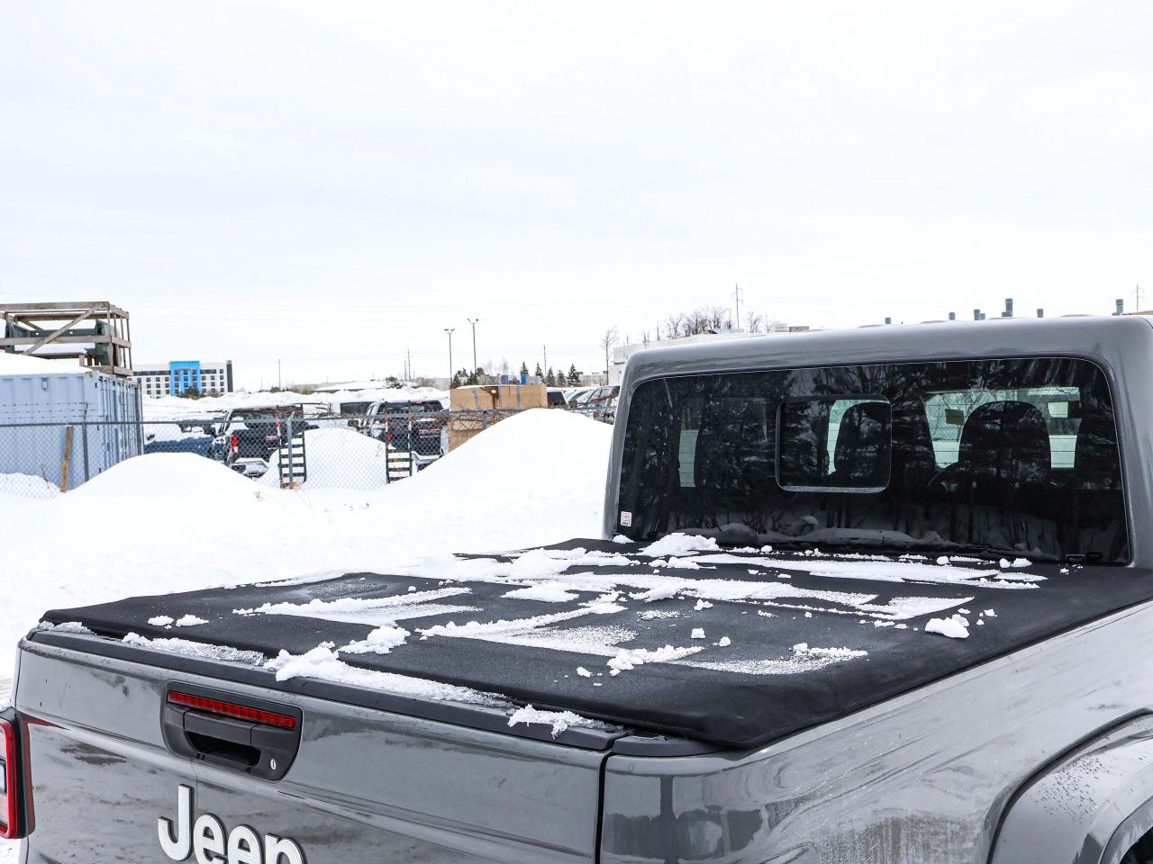 2020 Jeep Gladiator Overland Photo