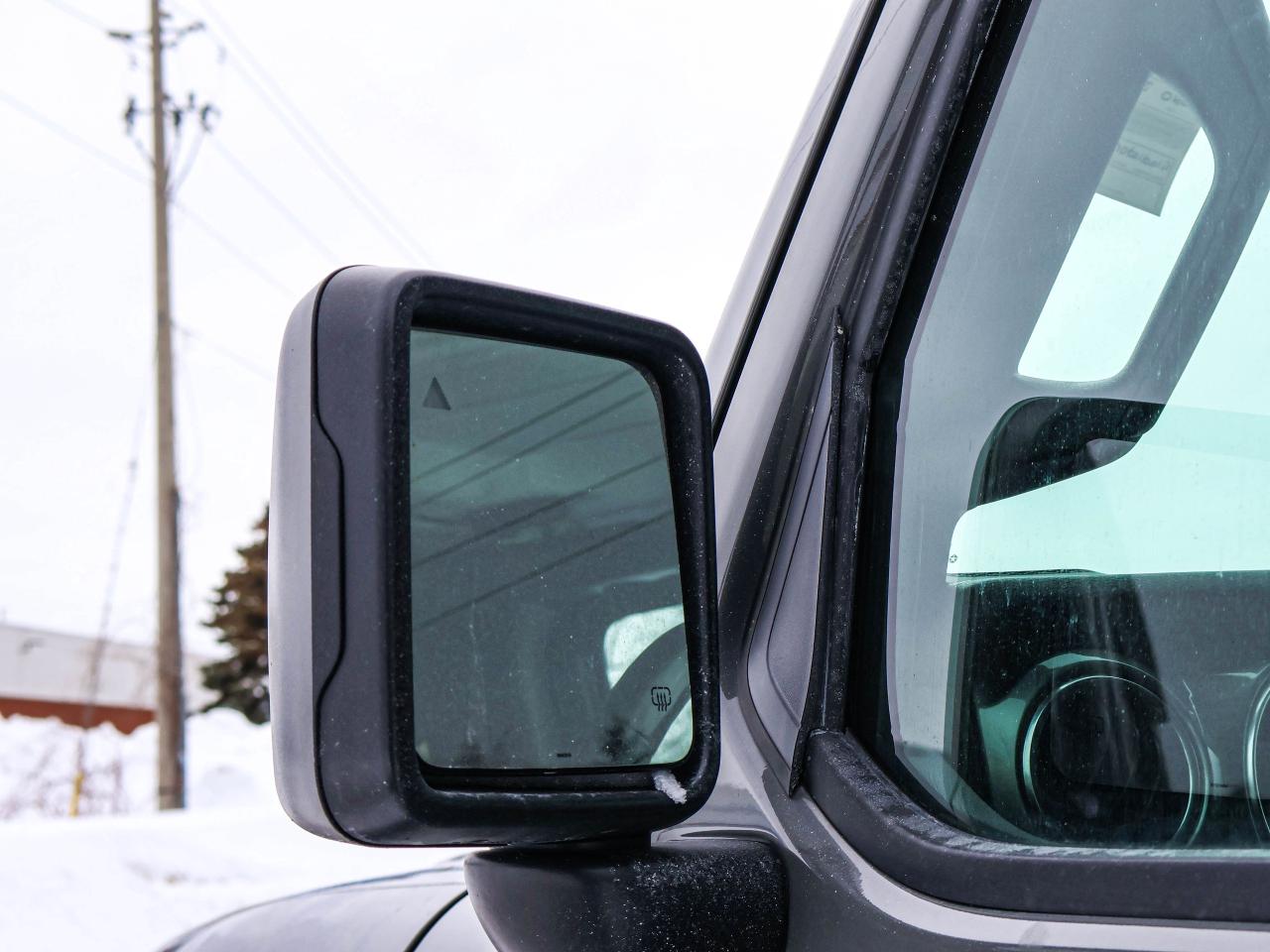 2020 Jeep Gladiator Overland Photo