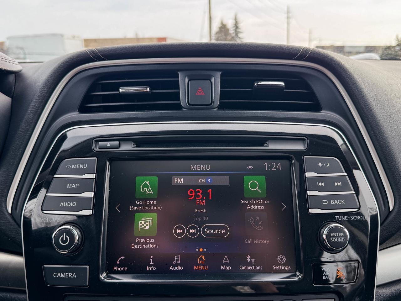 2023 Nissan Maxima SL Photo