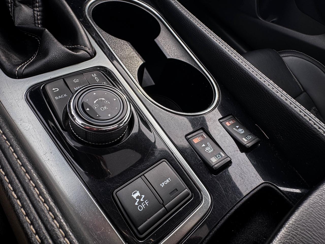 2023 Nissan Maxima SL Photo