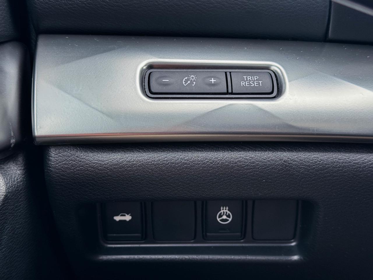 2023 Nissan Maxima SL Photo