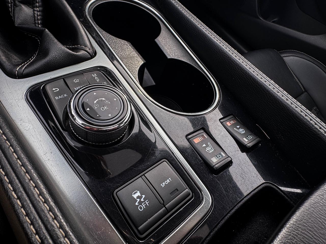 2023 Nissan Maxima SL Photo