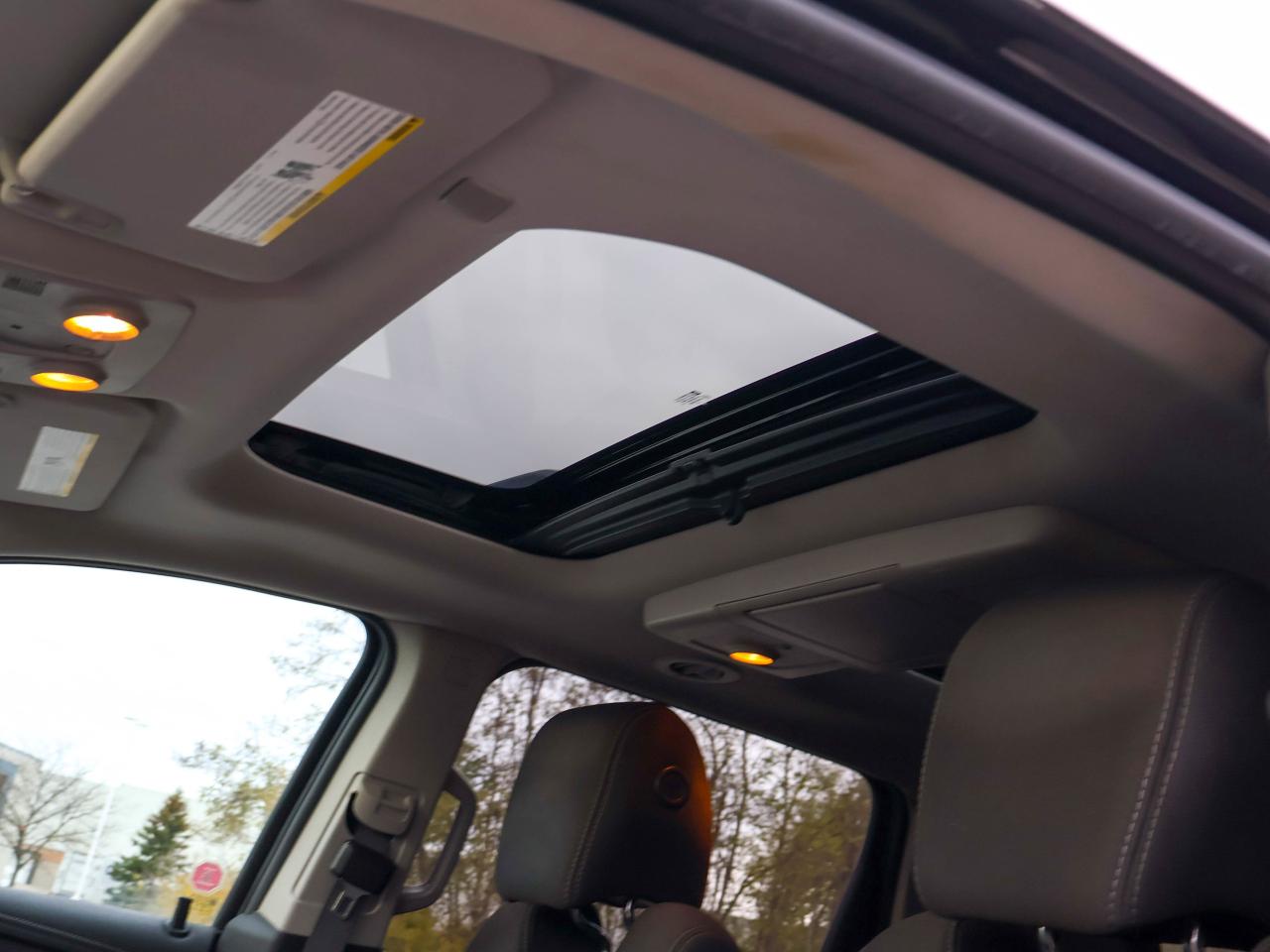 2017 Chevrolet Traverse LT Photo