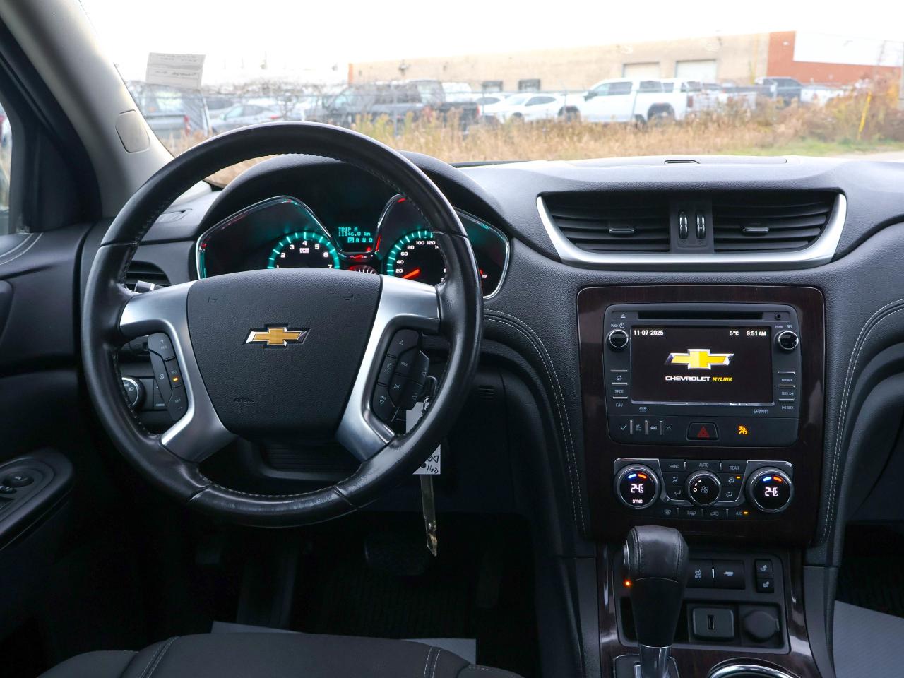 2017 Chevrolet Traverse LT Photo