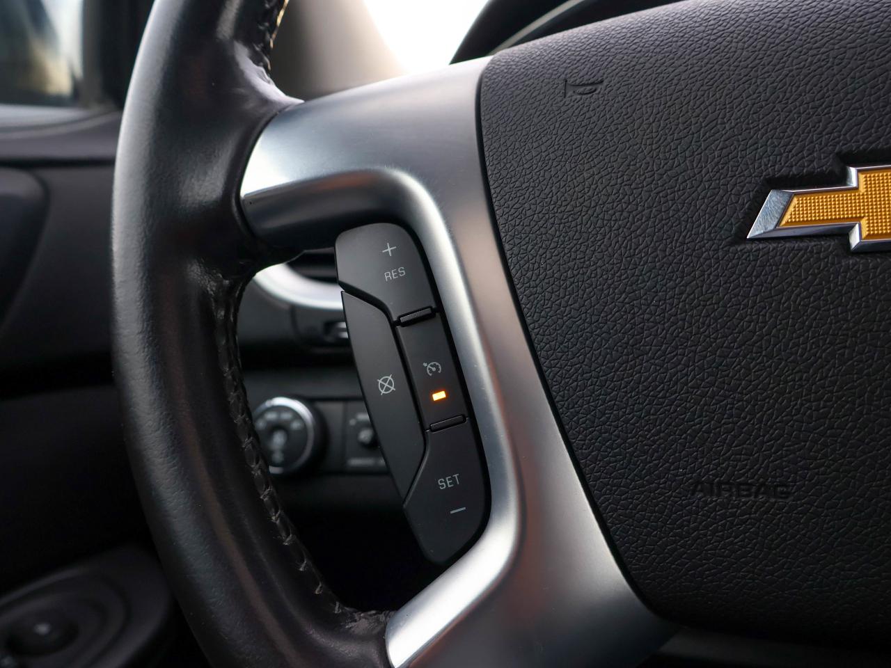 2017 Chevrolet Traverse LT Photo