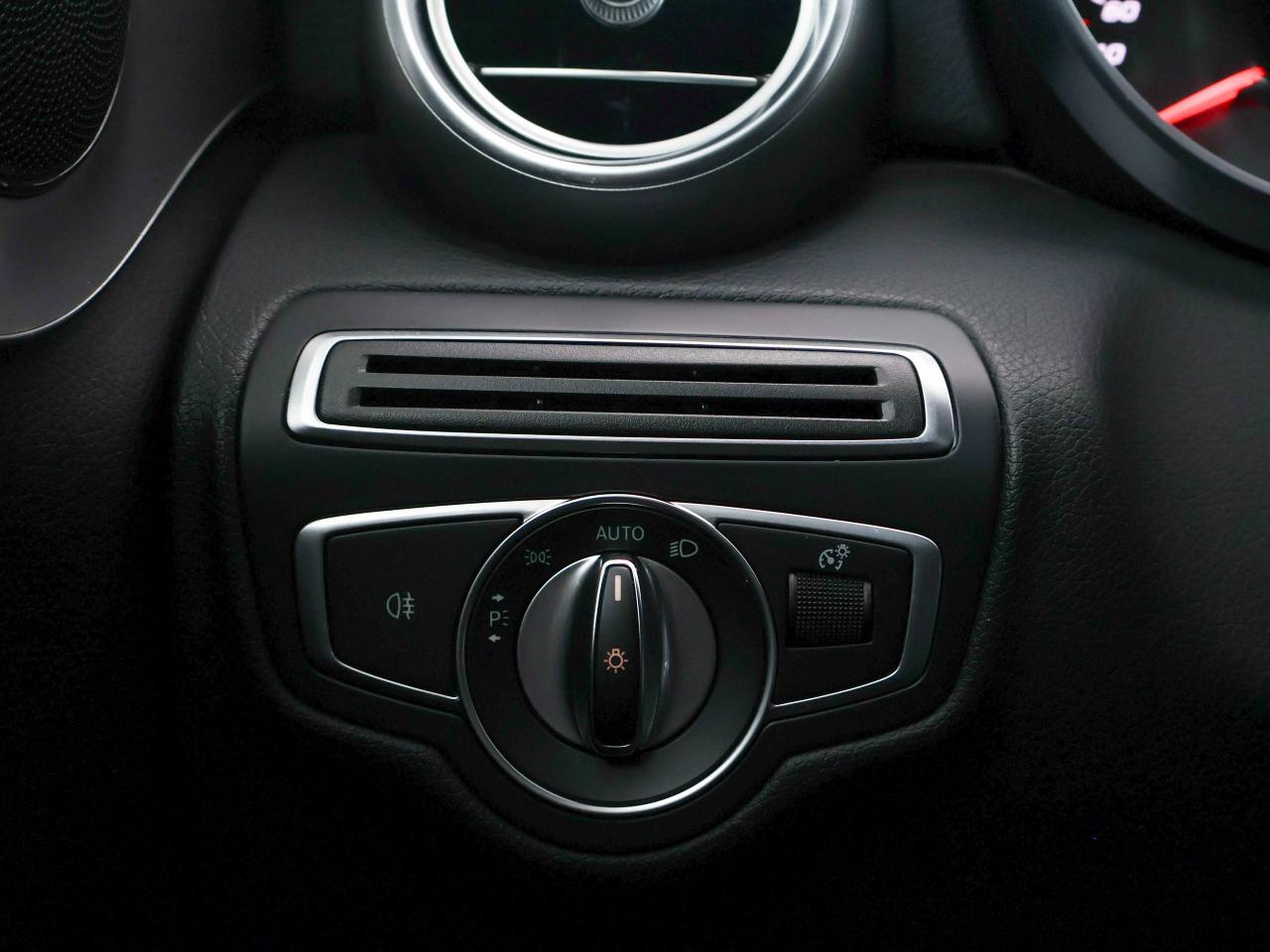 2019 Mercedes-Benz C-Class C 300 Photo