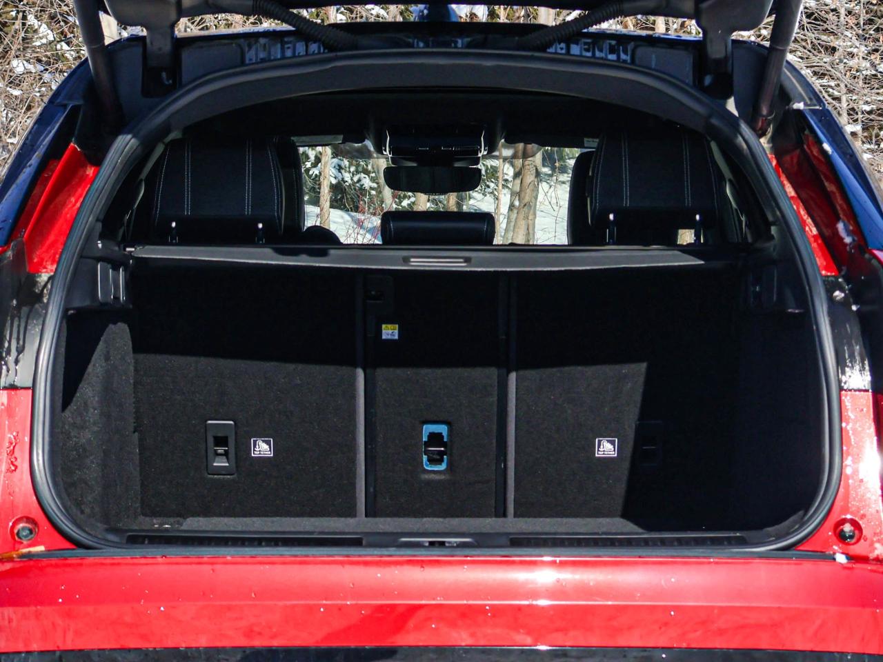 2019 Land Rover Range Rover Velar R-Dynamic HSE Photo