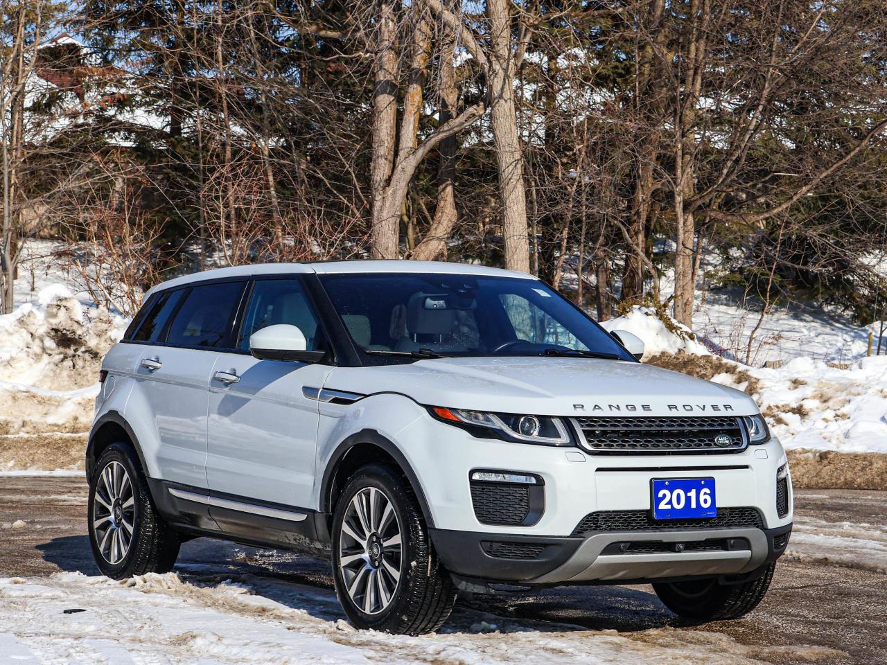 2016 Land Rover Range Rover Evoque HSE Photo