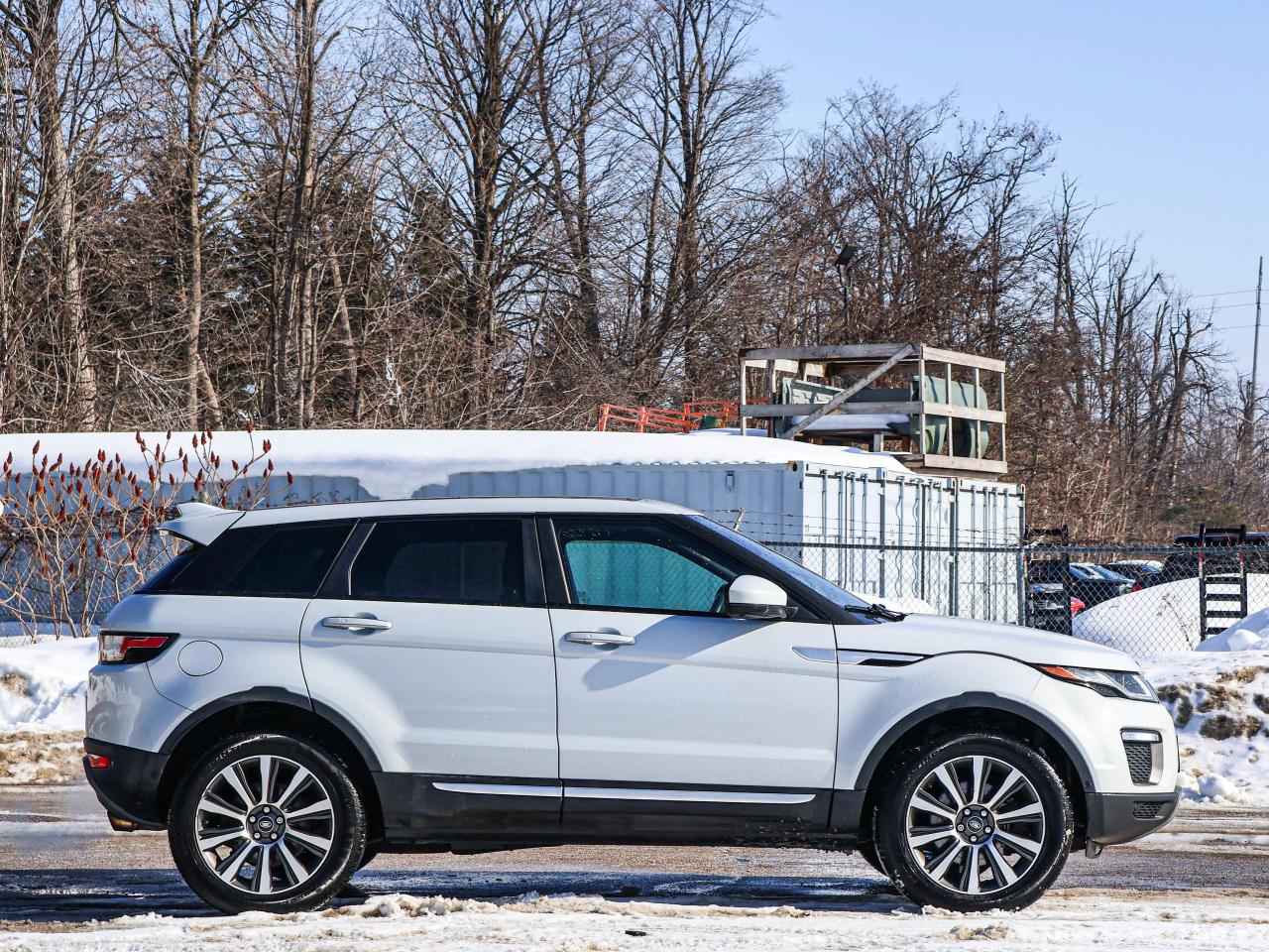 2016 Land Rover Range Rover Evoque HSE Photo