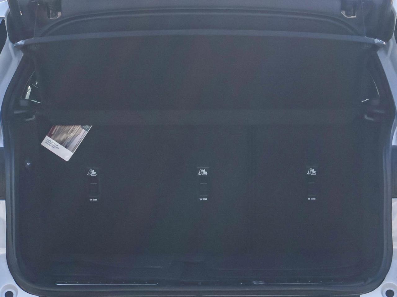 2016 Land Rover Range Rover Evoque HSE Photo