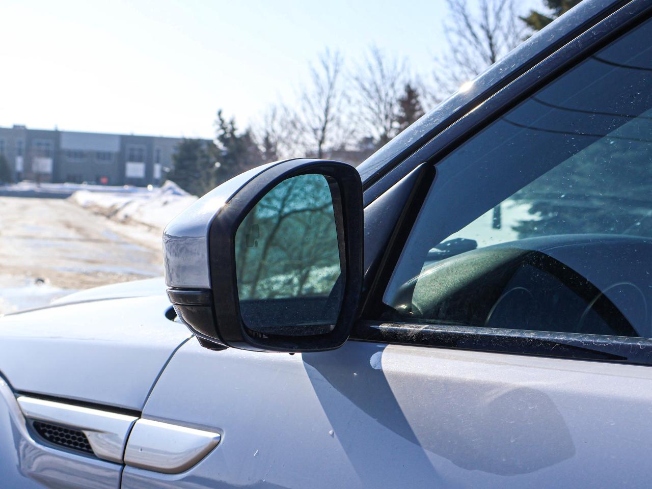 2016 Land Rover Range Rover Evoque HSE Photo