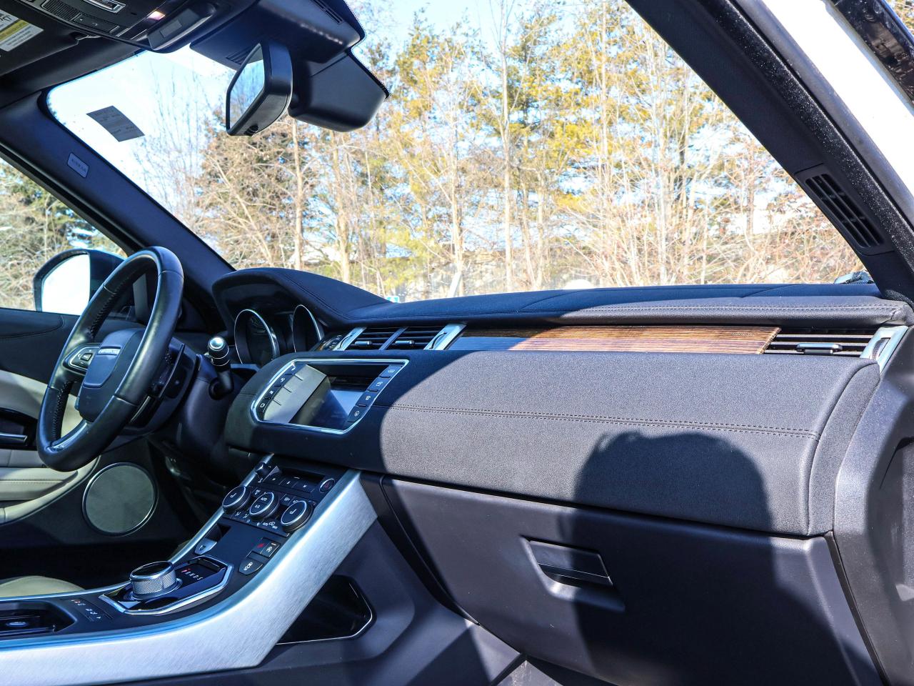 2016 Land Rover Range Rover Evoque HSE Photo