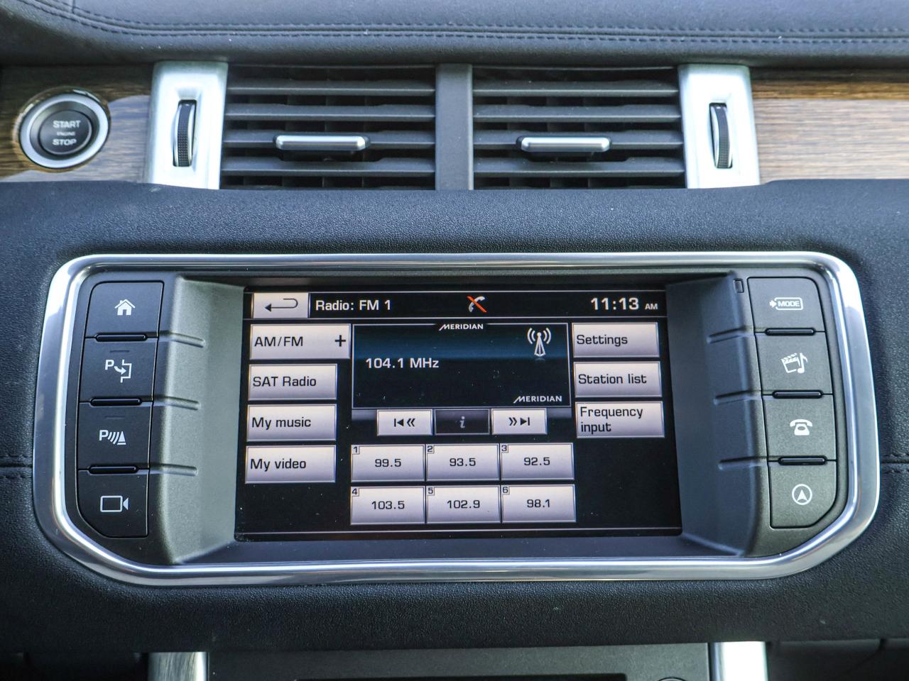 2016 Land Rover Range Rover Evoque HSE Photo