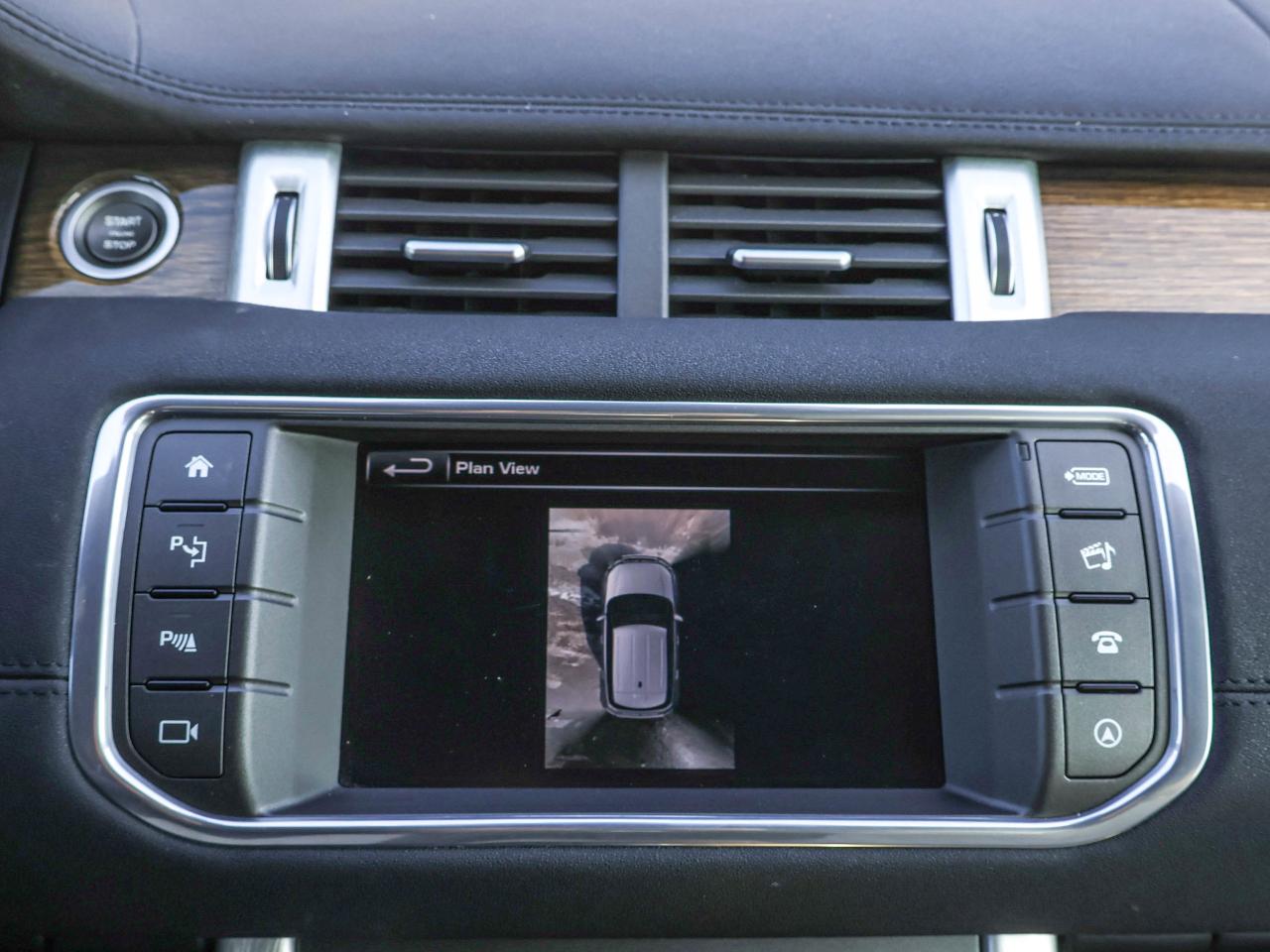 2016 Land Rover Range Rover Evoque HSE Photo