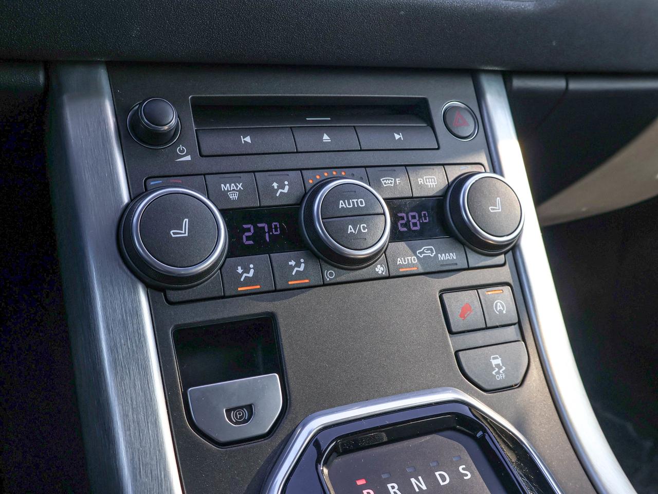 2016 Land Rover Range Rover Evoque HSE Photo