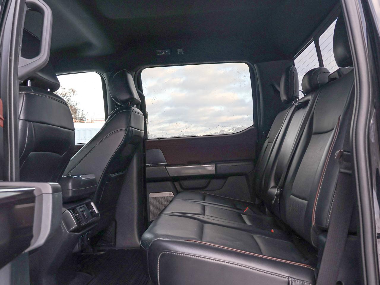 2021 Ford F-150 Lariat Photo