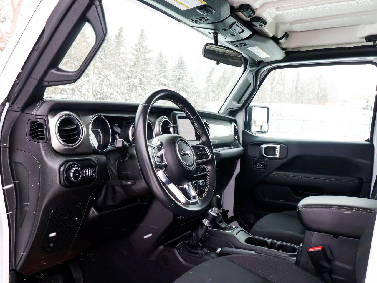 2021 Jeep Wrangler Unlimited Sahara Photo