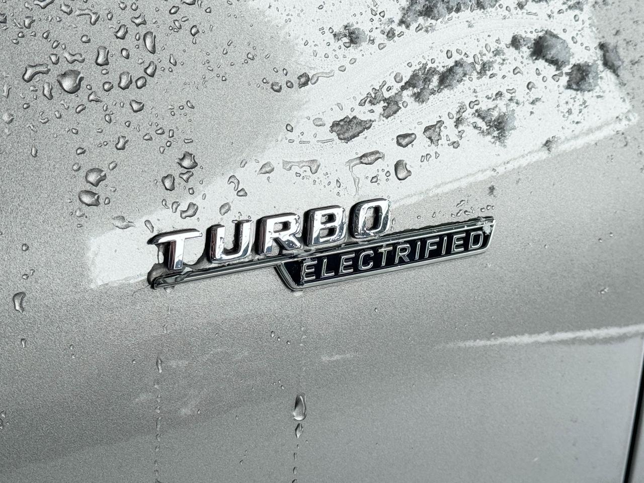 2023 Mercedes-Benz C-Class AMG C 43 Photo