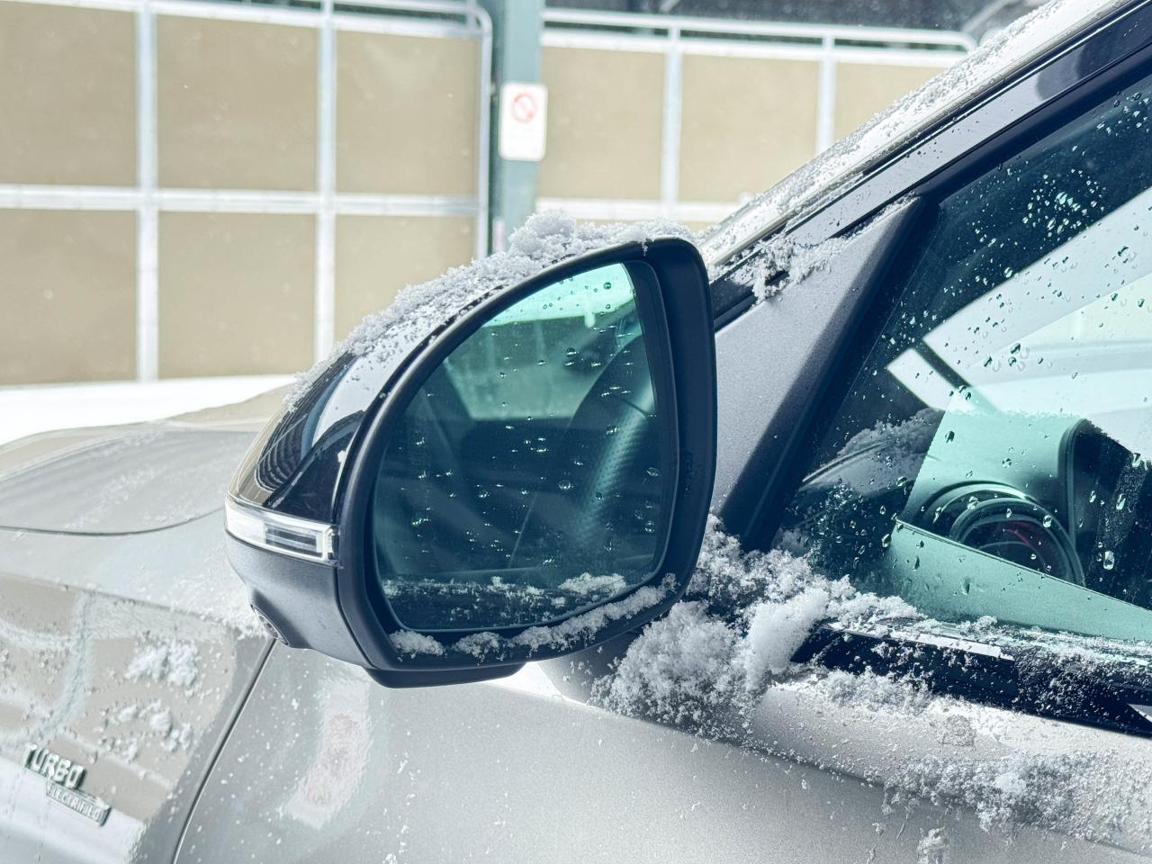 2023 Mercedes-Benz C-Class AMG C 43 Photo