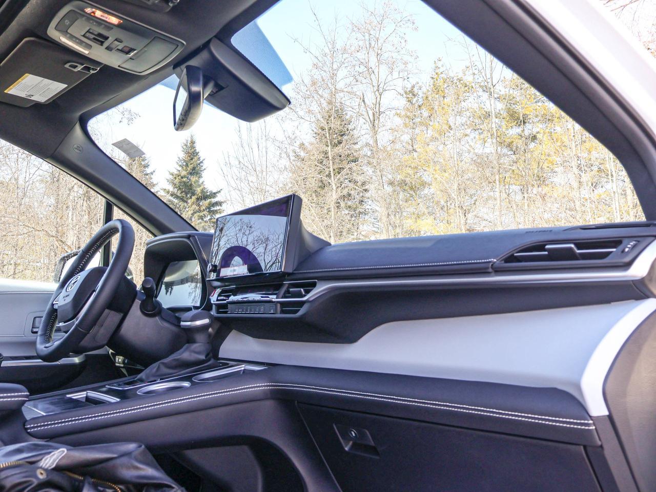 2025 Toyota Sienna XSE Photo