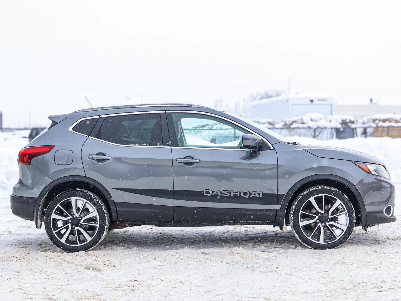 2017 Nissan Qashqai SL Photo3