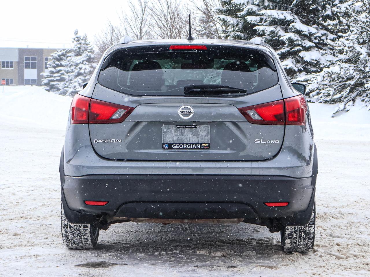 2017 Nissan Qashqai SL Photo