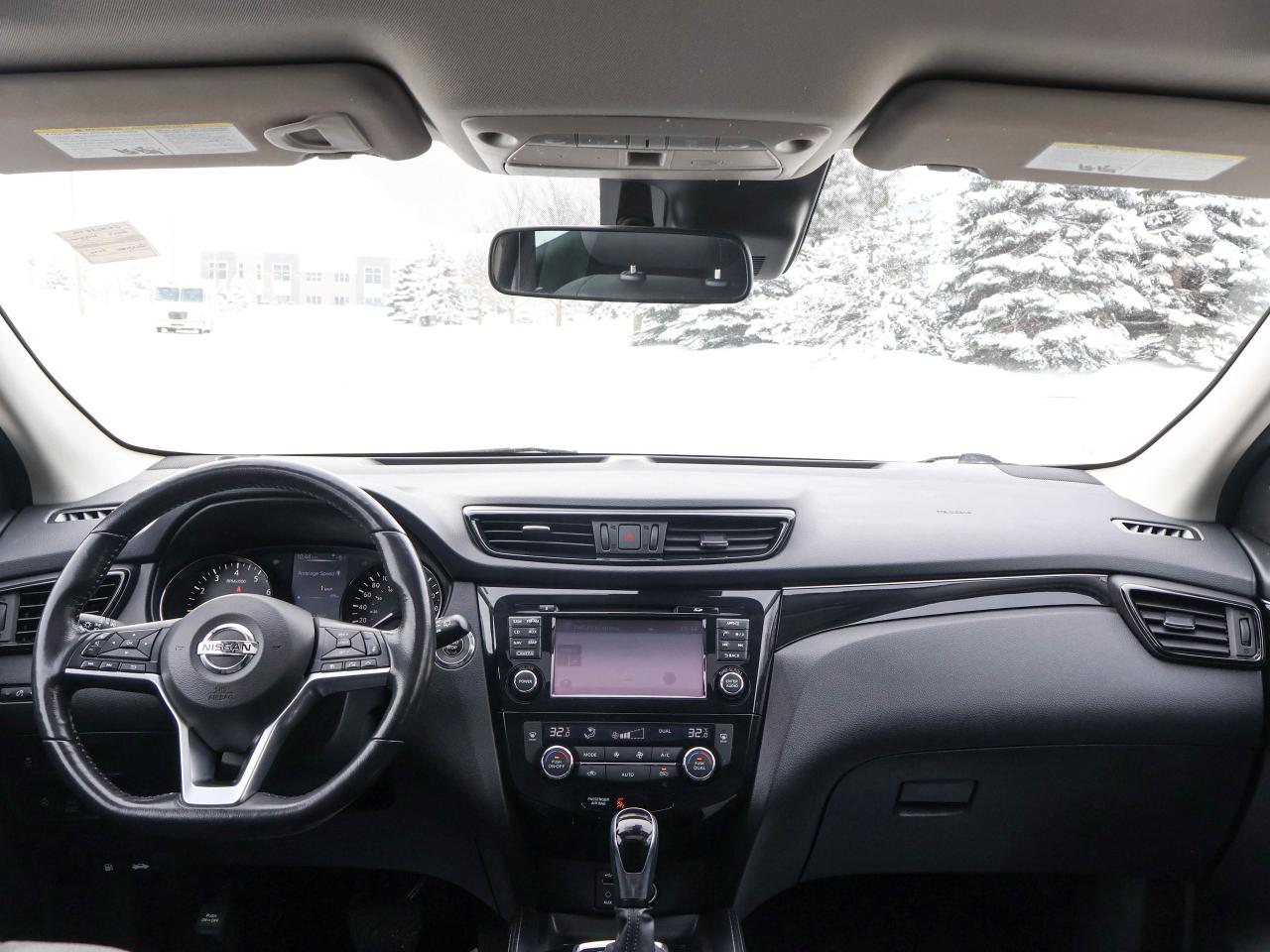 2017 Nissan Qashqai SL Photo