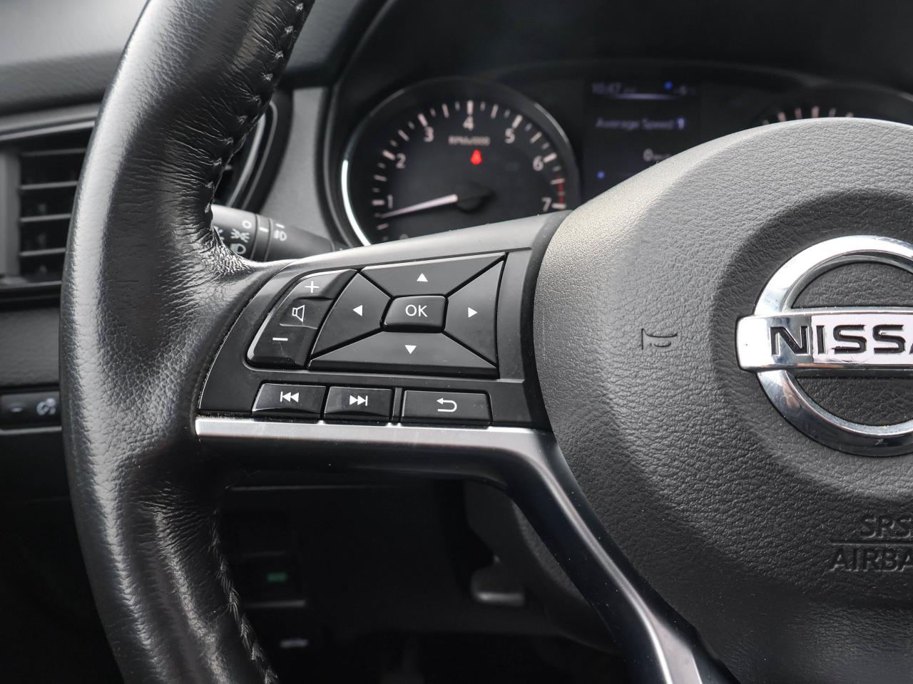 2017 Nissan Qashqai SL Photo